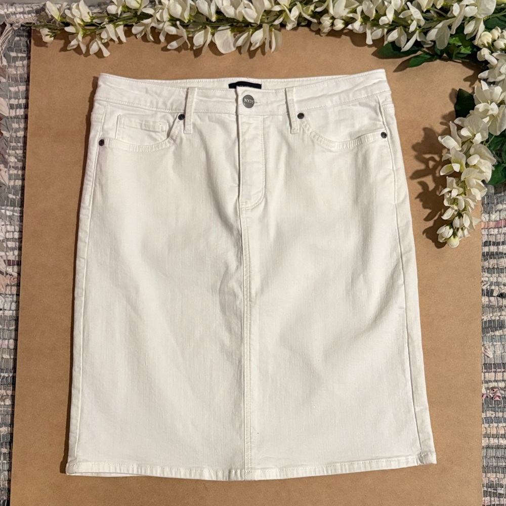 NYDJ White Denim Jean Skirt 6